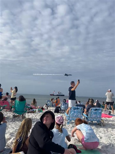 New Top Gun teaser is lit 🔥