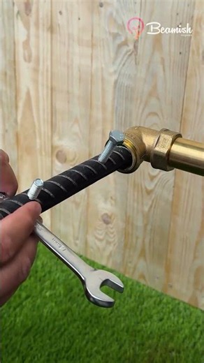 Broken Faucet Thread Removal 🔩 #diy #faucet #removing