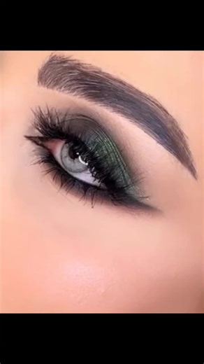 Step-by-Step Eyeshadow Tutorial for Stunning Looks