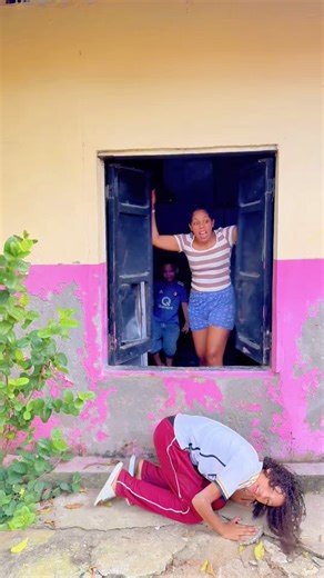 Quien toca la puerta ? #fbstylelife #christianmusic #christmassongs #religion | Papi Chucho Tv