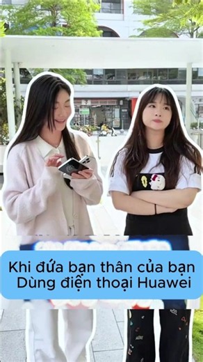 How convenient it is to have a friend who uses a Huawei😂 #techreview #smartphone #huawei #phone #...