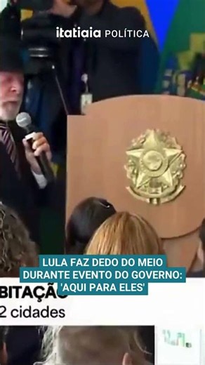 LULA FAZ DEDO DO MEIO DURANTE EVENTO DO GOVERNO: 'AQUI PARA ELES'