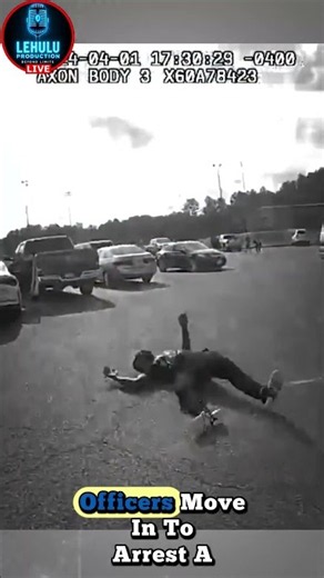Officers Taser Fleeing Suspect | Bodycam #policebodycam #arrest #shorts