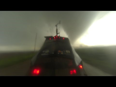 The TIV tries to save the Dominator 3 after double #tornado intercept in Oklahoma!
