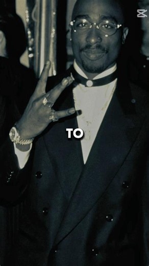 ​Tupac Shakur: The Style and Presence of a Legend #90shiphop #shots #viral #trending #tupac #music