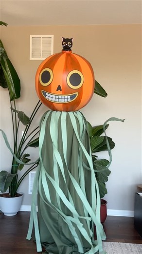 Making an Enoch Over the Garden Wall Cosplay! 🎃🫖🐸 Funny Unexpected Halloween Costume Idea