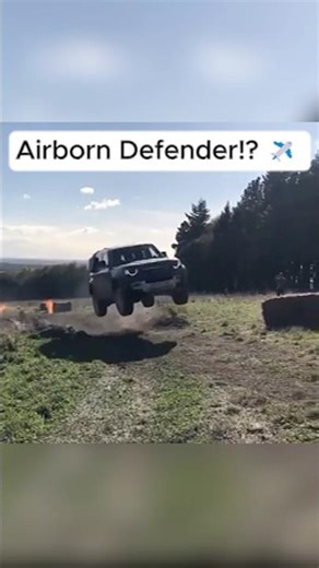 Airborn Defender! ✈️ #newdefender #defender #jump #flying #shorts #landrover #suv #offroad