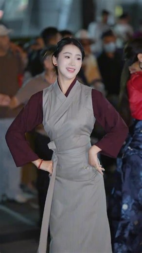 Lili, Tibetan dance beauty🌹