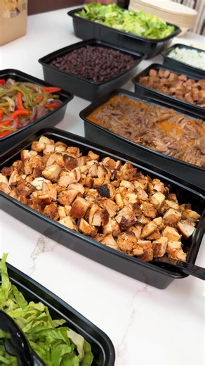 guac, queso, and control issues? let everyone build their bowl their way, order 24 hours in advance. | Chipotle Mexican Grill