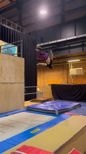 Tadeusz on Instagram: "Little trampo combo’s for auditions :) #circus #circuseverydamnday #circuslife #trampo #auditions"