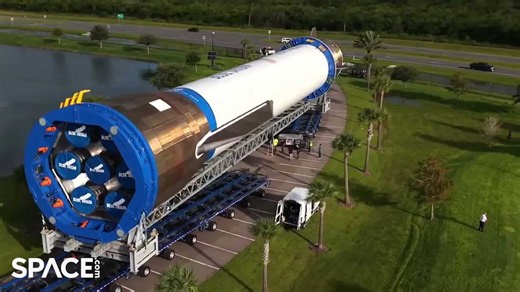 Blue Origin's massive New Glenn rocket rolls to launch pad for Mars mission