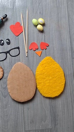 This Nerdy Little Chick Is About to Steal Your Easter Spotlight! 🐥✨ #EasterCrafts #DIYDecor #HandmadeWithLove #YelizCraft | Yeliz Craft