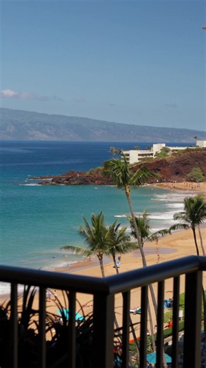 Maui mornings just hit different. 🌊 Whaler 962 puts you right on Ka'anapali Beach, you might as well be staying in the ocean. Consider this your sign to book the trip 🌴 #MauiResortRentals #MauiHawaii #KaanapaliBeach #MauiVacation #HawaiiTravel