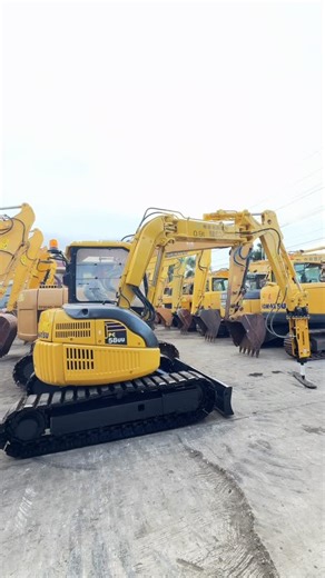 Diamond Auto on Instagram: "FOR SALE: Excavator Hydraulic Breaker Attachment – Heavy-Duty Performance! Break rock, concrete, and asphalt with ease! High-quality Hydraulic Breaker Attachment for excavators – ideal for demolition, roadwork, and quarry jobs. ✅ Powerful impact energy ✅ Heavy-duty steel body ✅ Low maintenance & easy to install ✅ Fits most excavator models (3–22 tons) Ready to work – durable, reliable, and built to last. 📦 In stock & ready to deliver! 💬 Contact now for price & detai