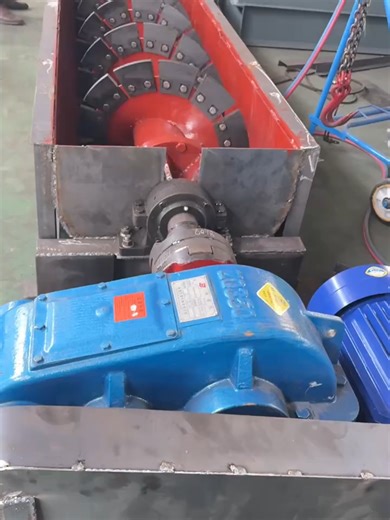 The extended version of the screw conveyor has been tested and is ready for shipment.