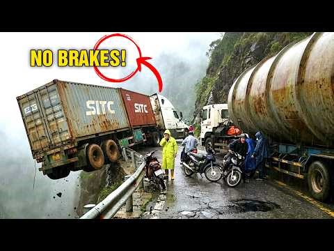 Extreme Night Rescue: American Semi-Trucks Slide Backwards on Death Mountain.