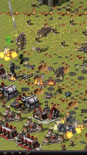 Red Alert 2 Gameplay - Yuri's Revenge - Command Conquer
