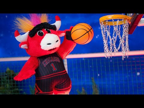 Bleacher Creatures Chicago Bulls Benny The Bull 10" NBA Plush Figure (2025)