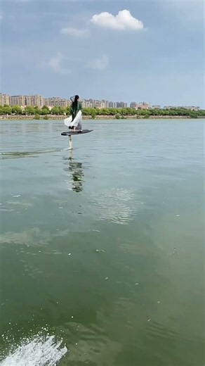 RUSH WAVE ,imperial sword flying, wave if you want#rushwave #Surfing #hydrofoil #electrichydrofoil