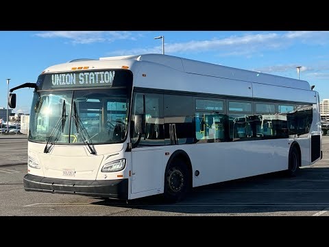 Ex-DC Circulator 2014 New Flyer XDE40 #2010