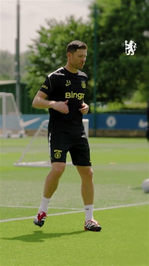 Xabi Alonso's first training session!
