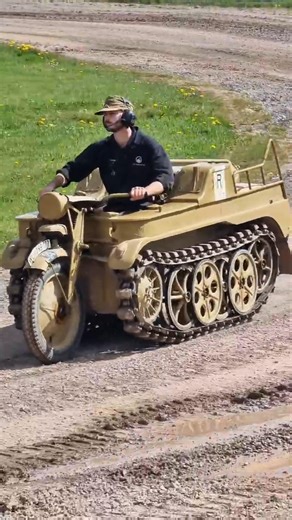Some incredible sounds from our Spring Tiger Day for those who missed it! #tigerday #thetankmuseum