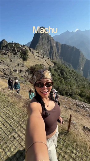 #ExpediaPartner I knew Machu Picchu would be beautiful, but there was so much more to this trip than I expected. Exploring Cusco, hanging out with alpacas, and eating the most delicious food were unforgettable. But the altitude sickness? I could’ve done without that 😂🇵🇪 Thanks to @expedia planning was the easy part. I booked our flights, hotels, and activities all in one place. Whether you’re heading out of the country or taking a quick weekend getaway, book your next trip with Expedia and ge