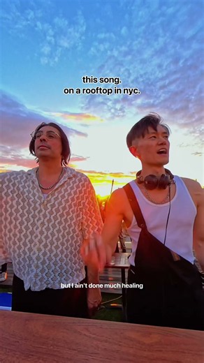 this song on a rooftop in nyc adele remix hello