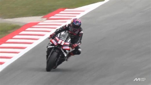 Martin crashes heavily in Barcelona testing