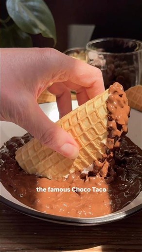 Homemade Choco Tacos