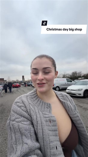 Preparing for Christmas Day: Tesco Shopping Tips