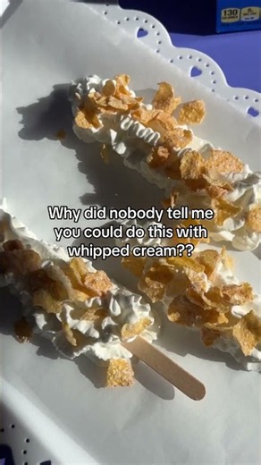 Crunchy, creamy whipped cream popsicles (ft. Kellogg's Frosted Flakes) 🐯