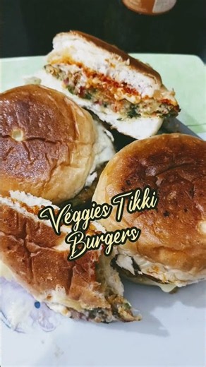Dominos Style Homemade Cheesy Tikki Burger #burger #homemade #foodshorts #youtubeshorts