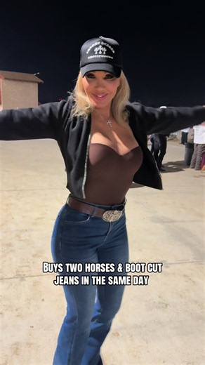 & has her cowboy 😍 #bunniexo | Bunnie