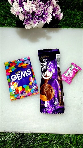 Cadbury Dairy Loli + center fruit 🍓 Popsicle 🍭 #youtubeshorts #shortsfeed #yt