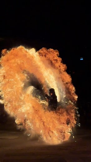 📍 Ge Xian Shan, Shangrao | Jiangxi Witness the breathtaking Fire Pot Performance 🔥 at Ge Xian Shan! Blazing flames dance with the performers'dynamic moves, painting the night sky in fiery hues. The crowd roars as sparks fly—an epic, heart-pounding spectacle you can't miss! ✨ 📸XHS@ JCC729, 不明觉厉本厉 #china #travel #chinatravel #Hichinatravel | HiChina Travel