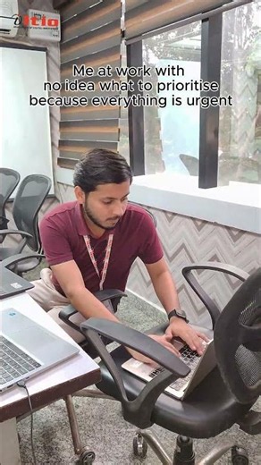 When EVERYTHING is urgent, but the workday is still only 8 hours. 💔😭 #youtubeshorts #ytshorts