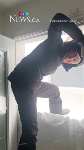 Massive snowdrift buries front door in Ontario