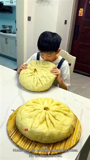 world biggest momo viral moments 😂 #funnyvideo #shorts