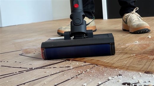 I used Dyson's Swiffer-like PencilWash to clean a huge mess off the floor
