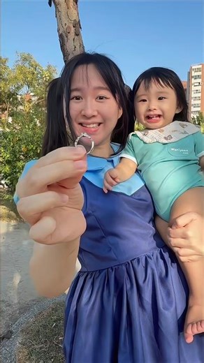 When your GF wears heels on a date 👠 #funny #shorts