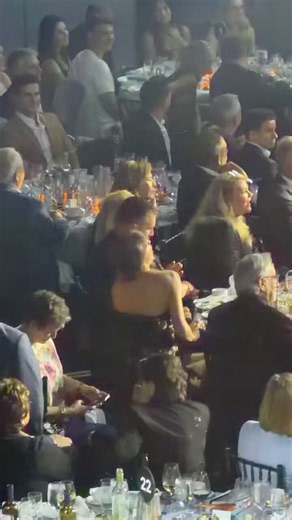 🚨| Taylor Swift and Travis Kelce dancing to "Single Ladies" by Beyonce at the Songwriters Hall Of Fame!