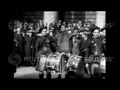 1922 REPUBLIC OF IRELAND: IRA takes over Bank of Ireland