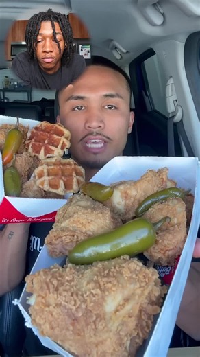 KFC NEW MENU ITEMS 🧇😩💦 #food #easy #snack #foodtok #fyp | food tiktoks