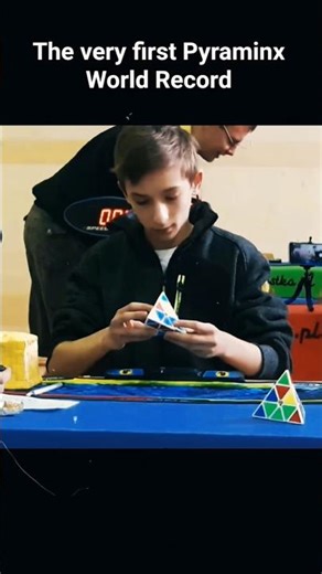 The very first Pyraminx World Record 0.91 seconds #rubikscube #cubing #shorts