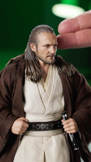 FIRST LOOK Hot Toys Qui-Gon Jinn Figure Prototype