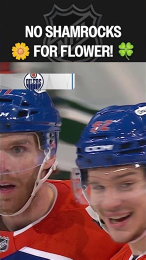 PUCK LUCK: Craziest bounce of Fleury's career 😅