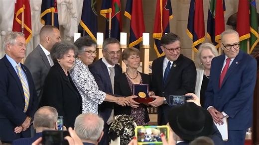 Congress presents Congressional Gold Medal to the family members of Nuremberg prosecutor Ben Ferencz