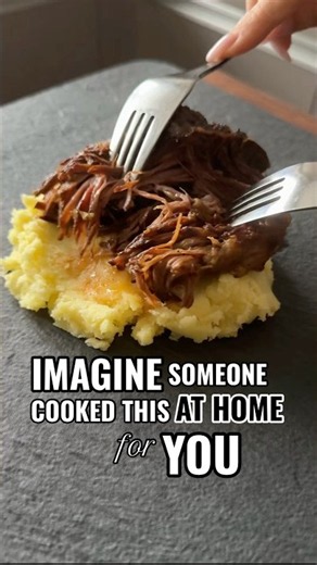 The beef that melts in your mouth 🥹 Slow-cooked brisket 😋