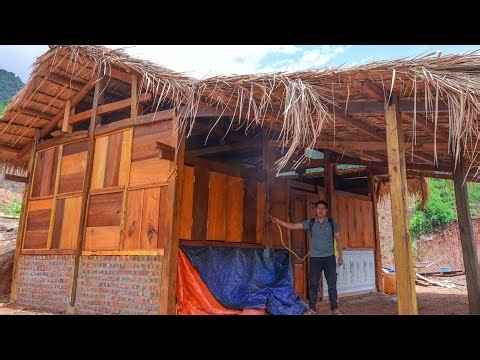 The process of finishing windows and adding color to the house | Family farm